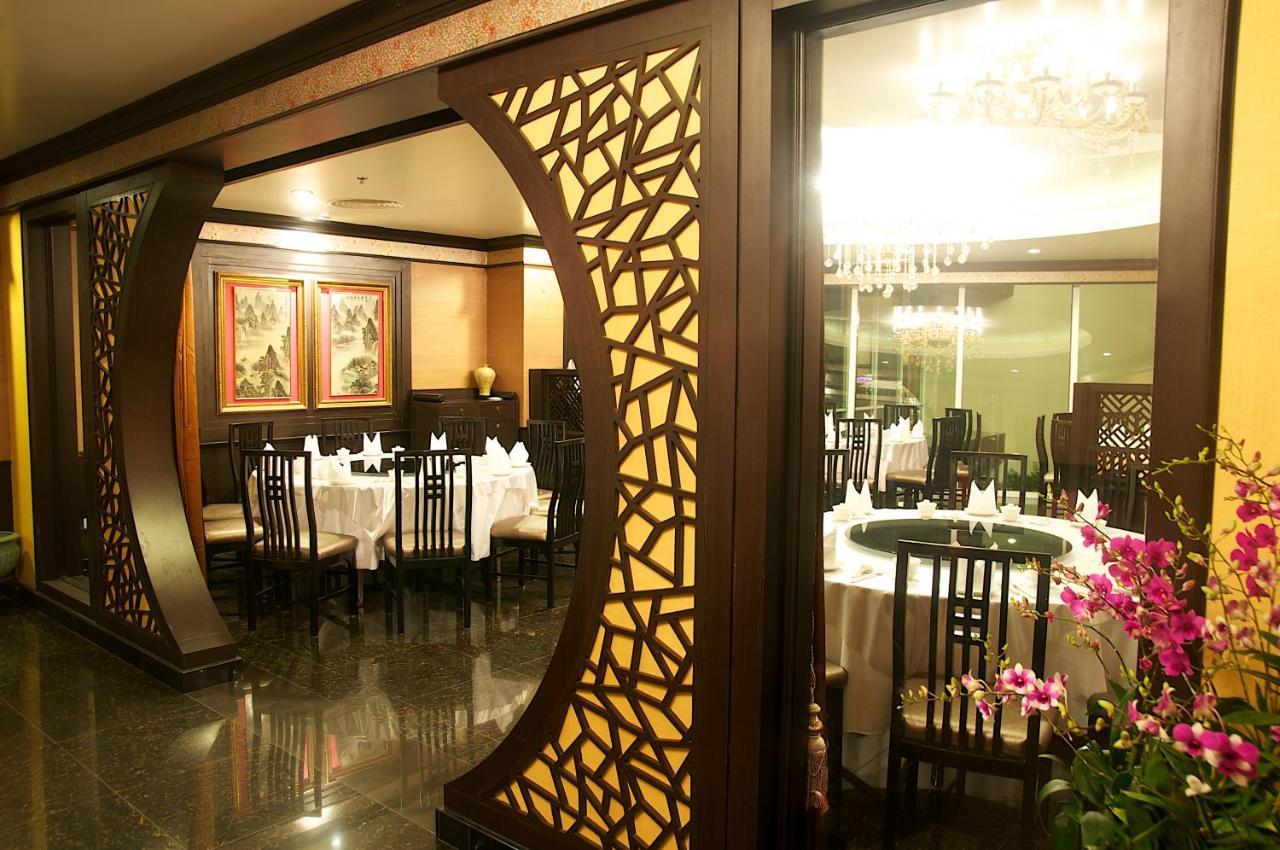 Jolly Suites&Spa Petkasem Haōhng Khēm エクステリア 写真