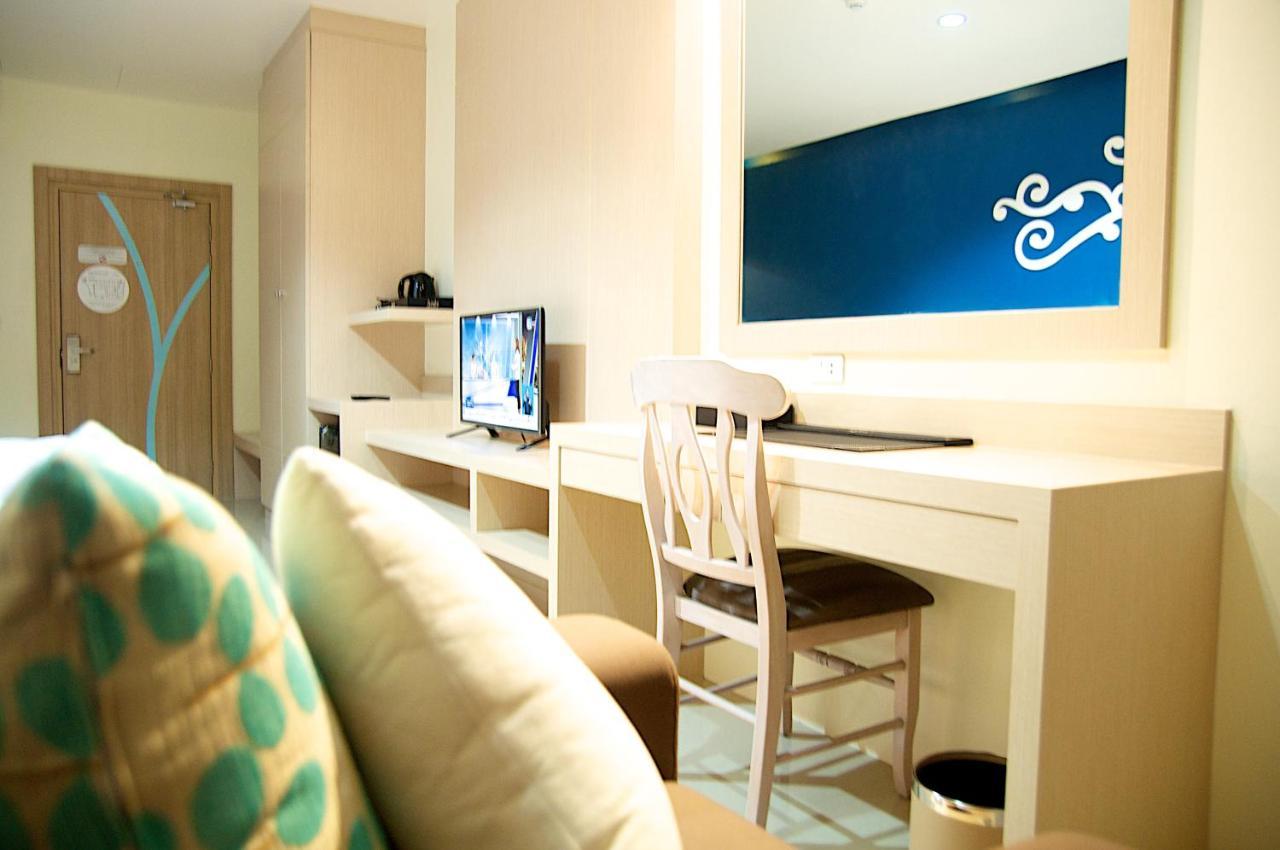 Jolly Suites&Spa Petkasem Haōhng Khēm エクステリア 写真