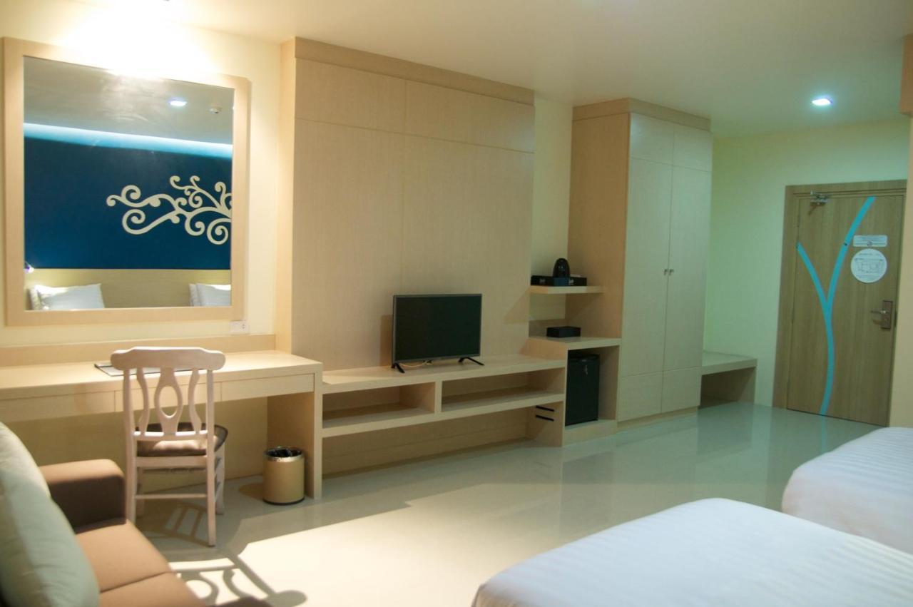Jolly Suites&Spa Petkasem Haōhng Khēm エクステリア 写真